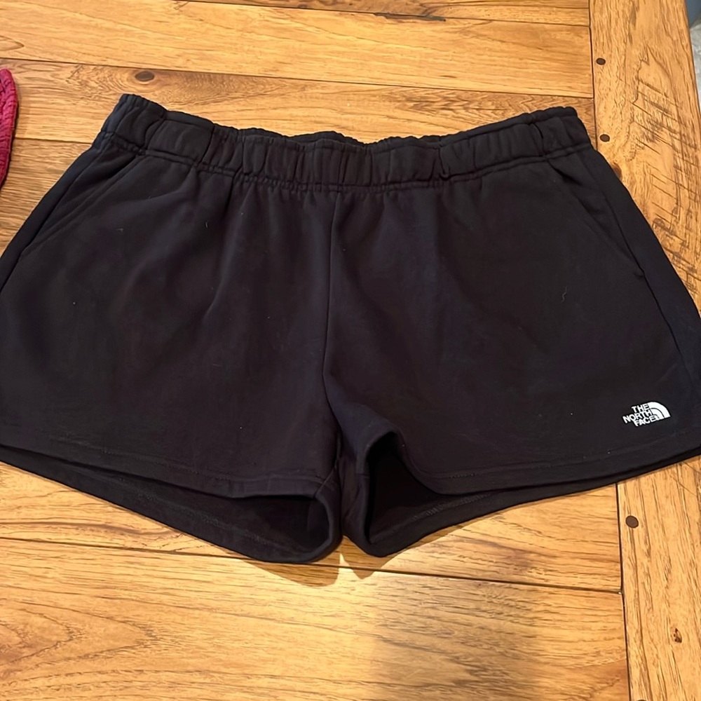 NORTH FACE FLEECE SHORTS. NWT